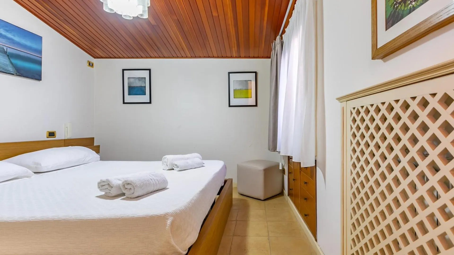 Sea View Charm - Mondello Apartment With Terrace Palermo